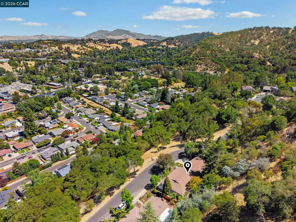 4050 Saint Marys St Martinez, CA 94553