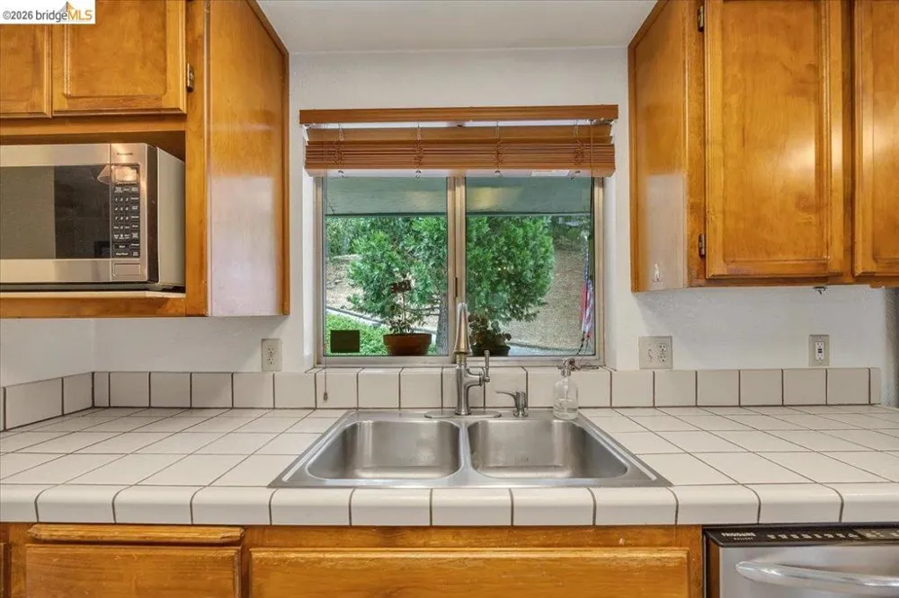 22100 Thunderbolt Dr. Sonora, CA 95370