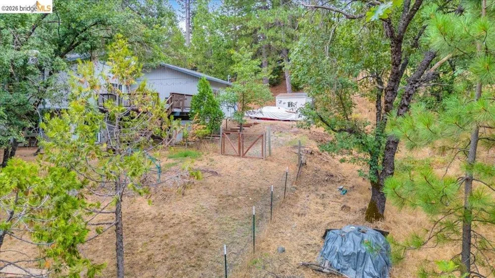 22100 Thunderbolt Dr. Sonora, CA 95370