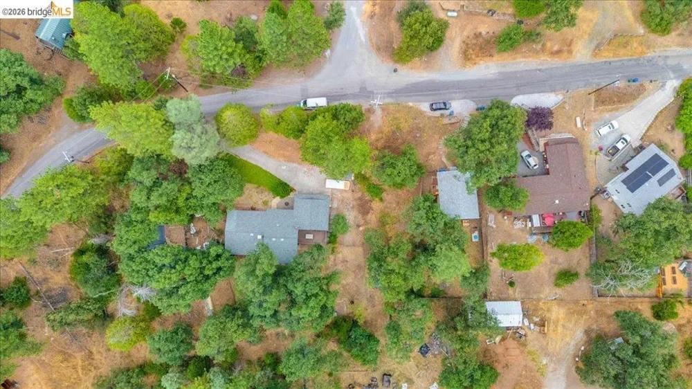22100 Thunderbolt Dr. Sonora, CA 95370