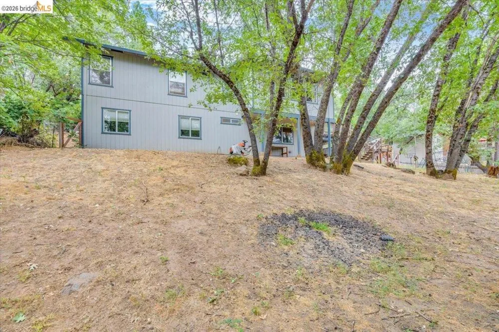 22100 Thunderbolt Dr. Sonora, CA 95370