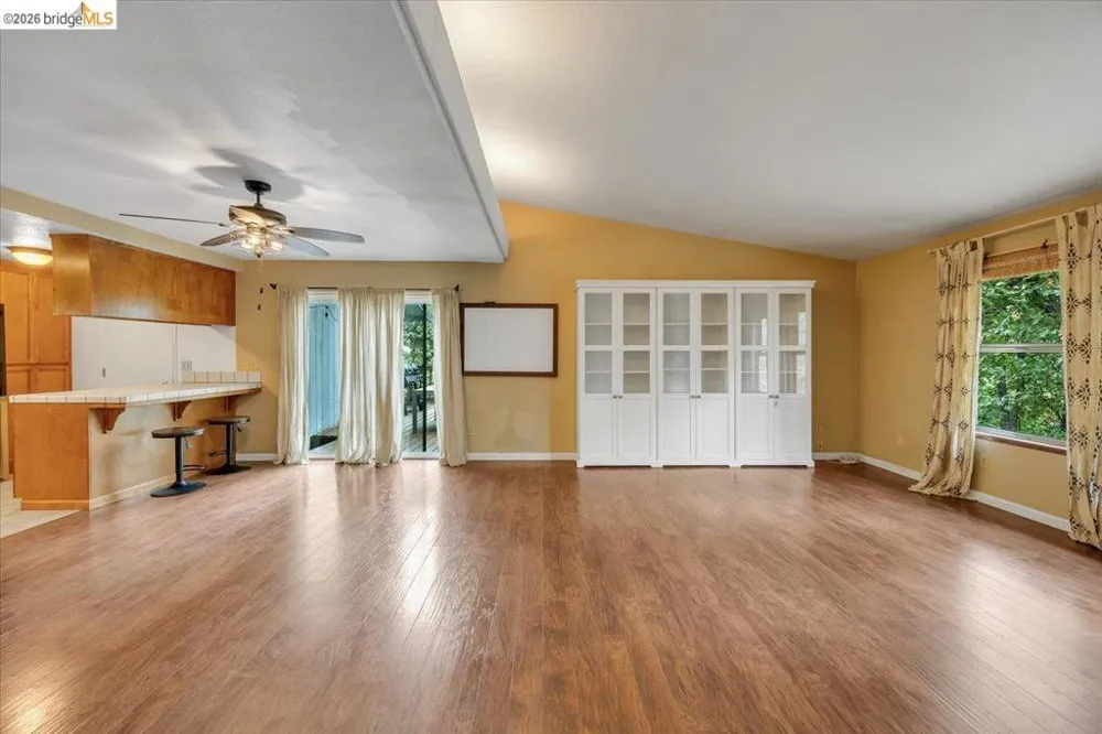 22100 Thunderbolt Dr. Sonora, CA 95370