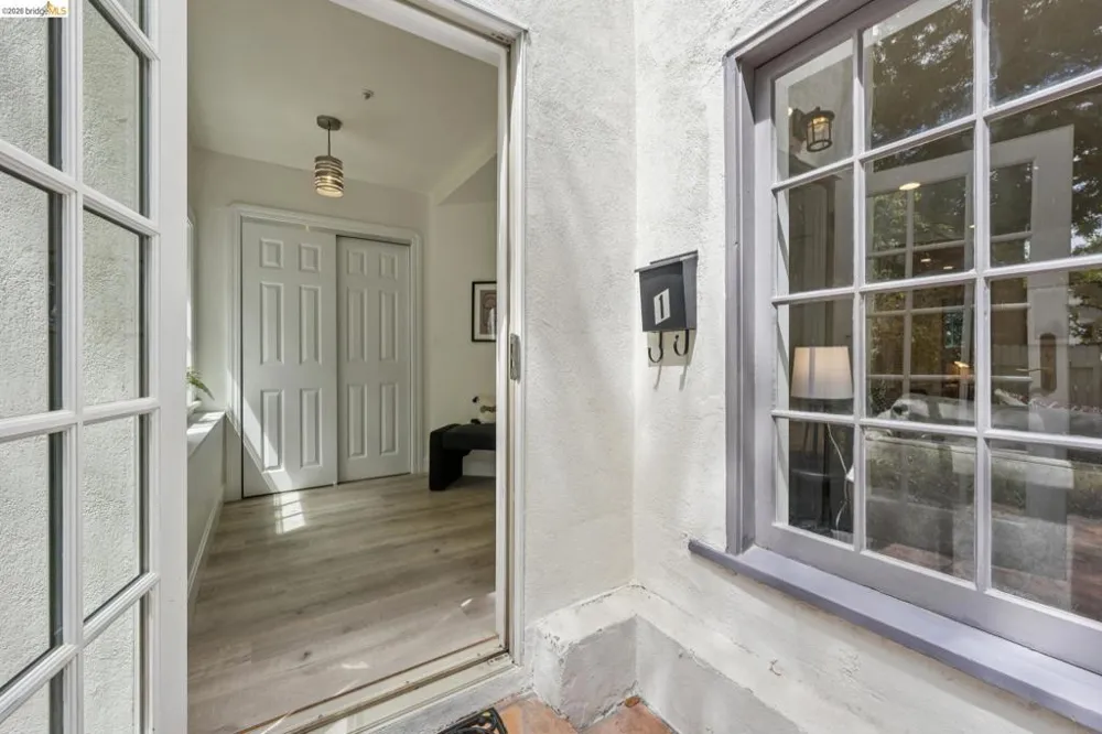 1849 Arch Street #A Berkeley, CA 94709