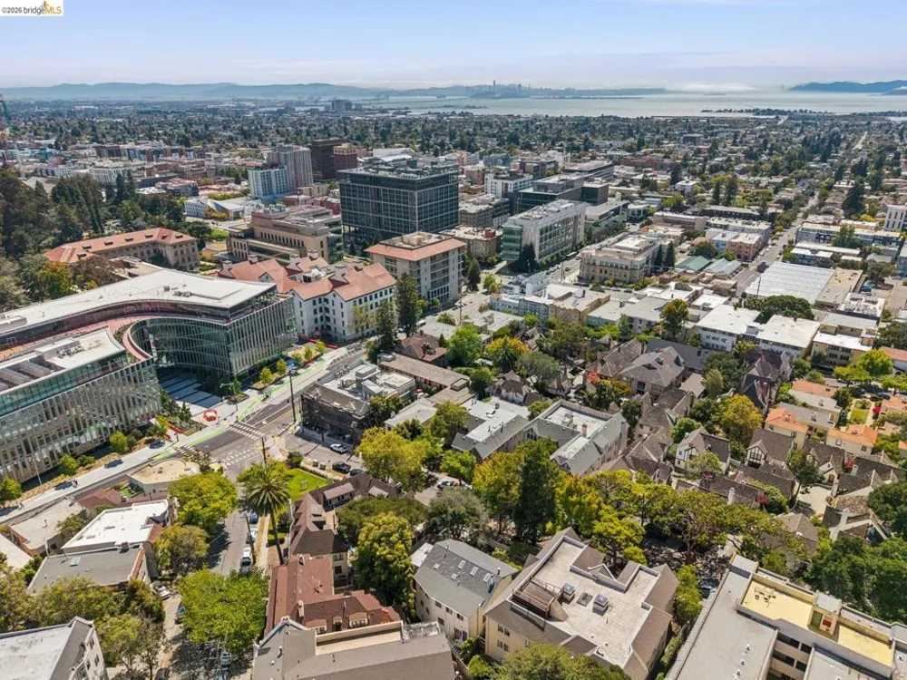 1849 Arch Street #A Berkeley, CA 94709