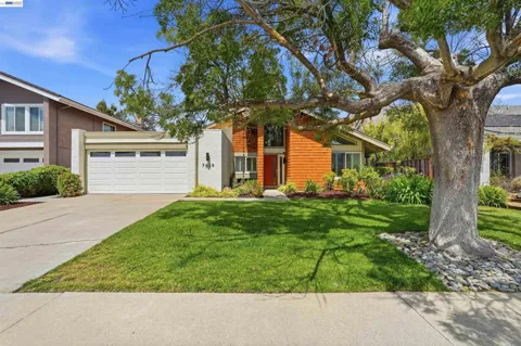 7629 Elderwood Court