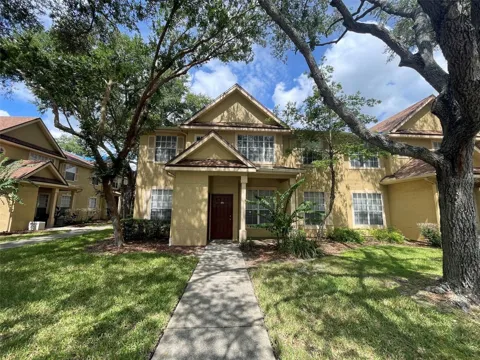 850 GRAND REGENCY POINT #200