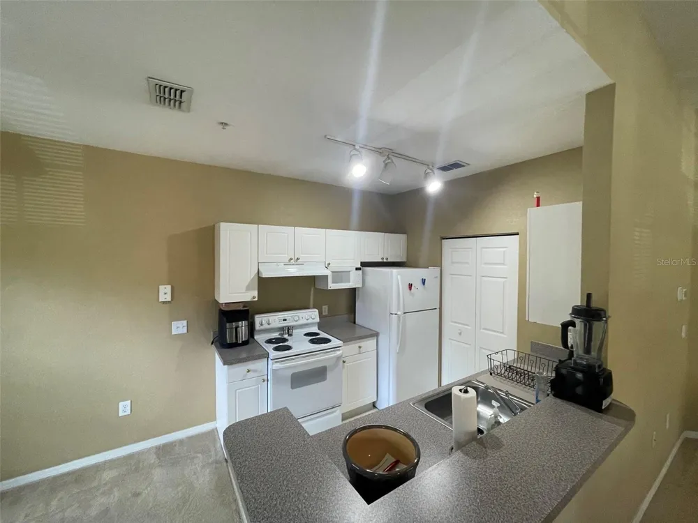 850 GRAND REGENCY POINT #200 Altamonte Springs, FL 32714