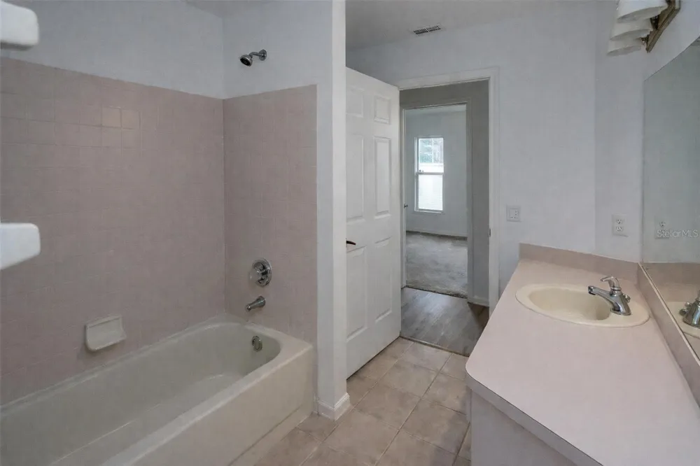 8276 SHORT WAY Lakeland, FL 33809