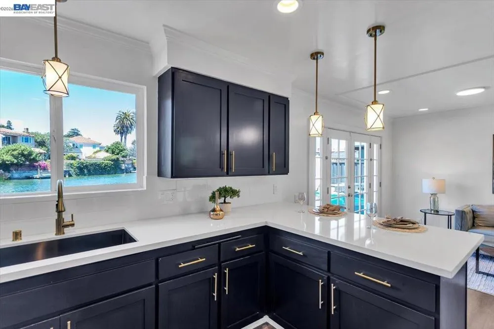 612 Fortress Isle Alameda, CA 94501