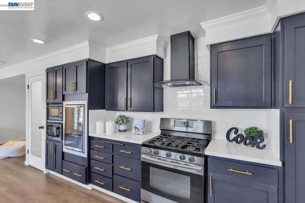 612 Fortress Isle Alameda, CA 94501