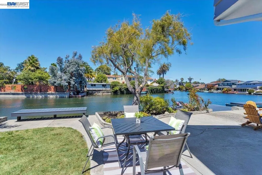 612 Fortress Isle Alameda, CA 94501