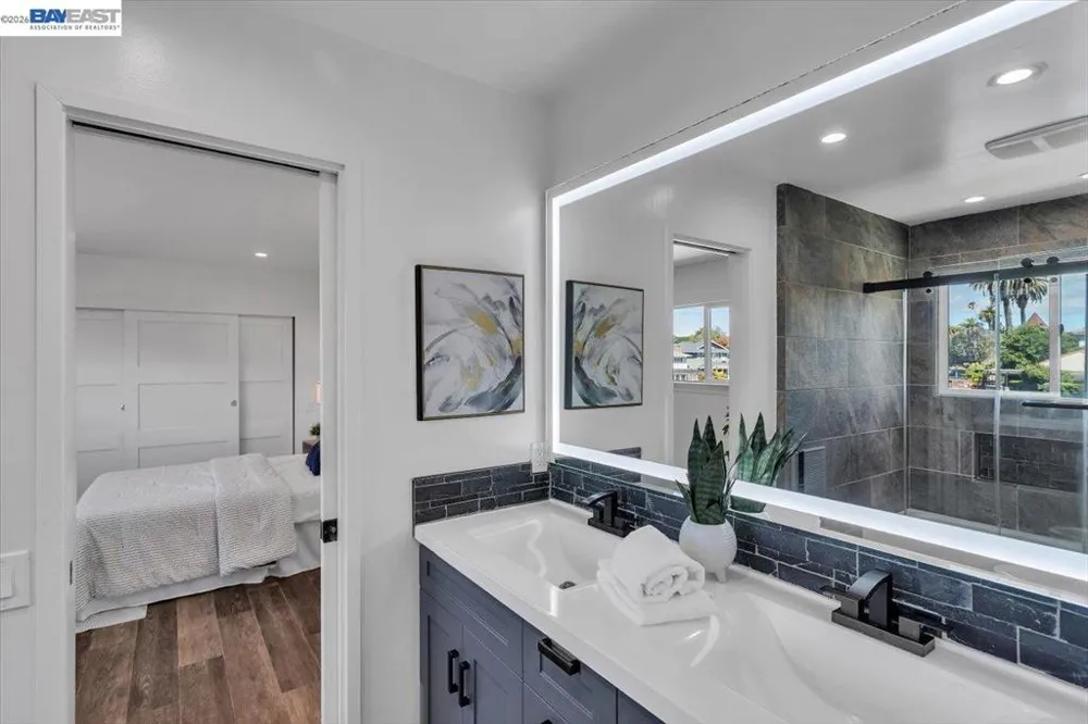 612 Fortress Isle Alameda, CA 94501