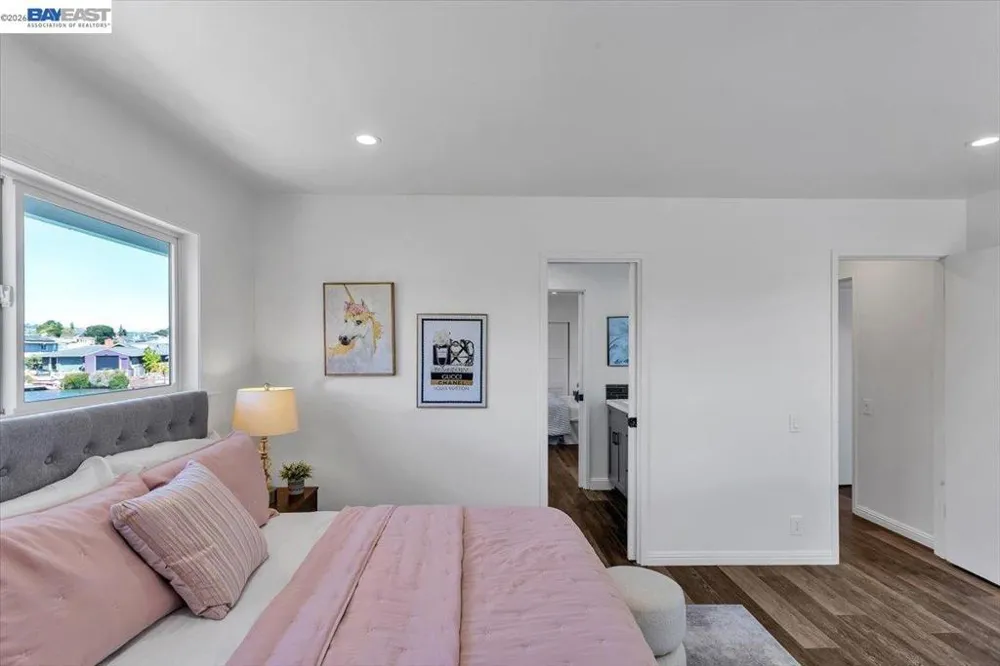 612 Fortress Isle Alameda, CA 94501