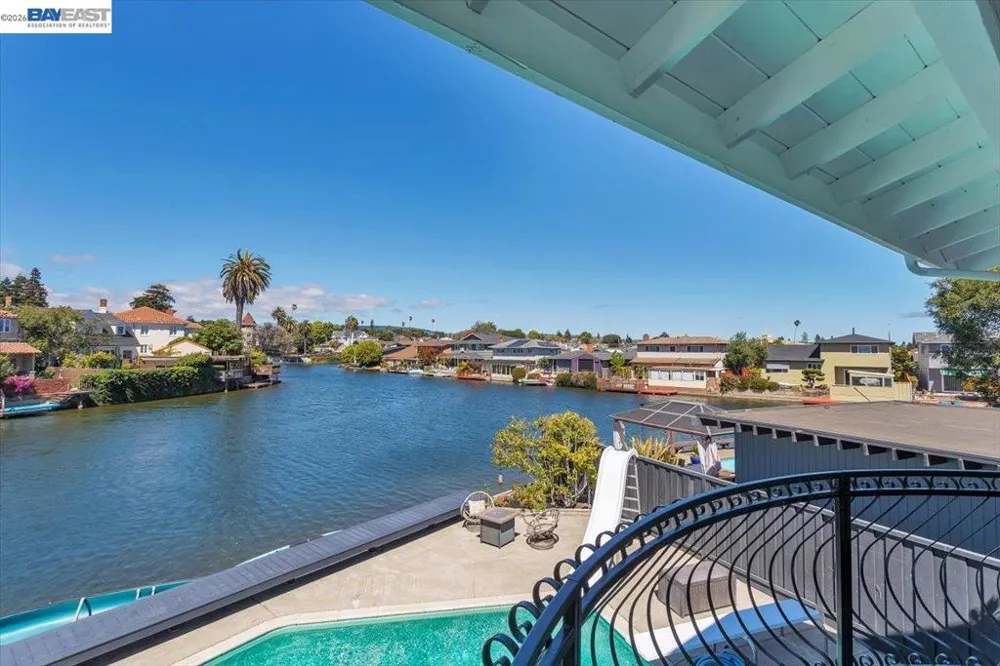 612 Fortress Isle Alameda, CA 94501