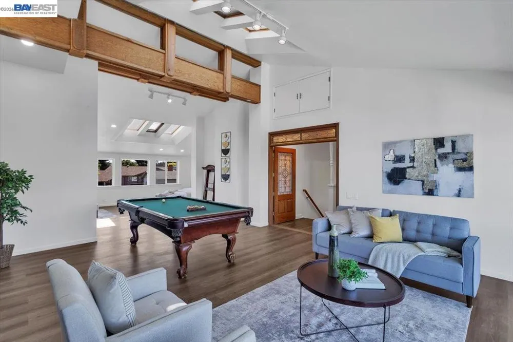 612 Fortress Isle Alameda, CA 94501