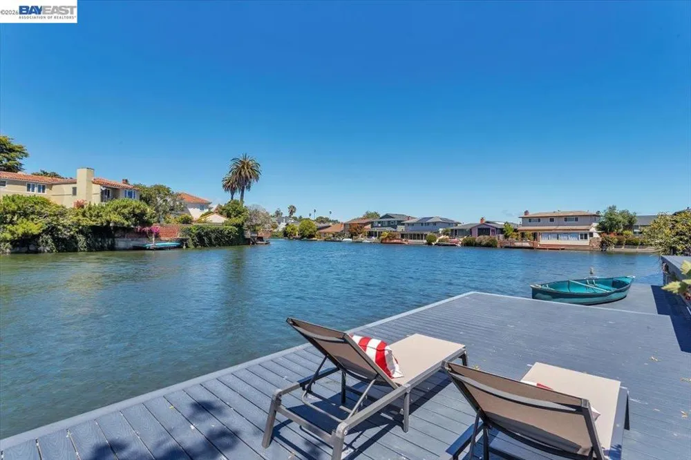 612 Fortress Isle Alameda, CA 94501