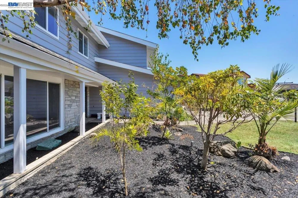 612 Fortress Isle Alameda, CA 94501
