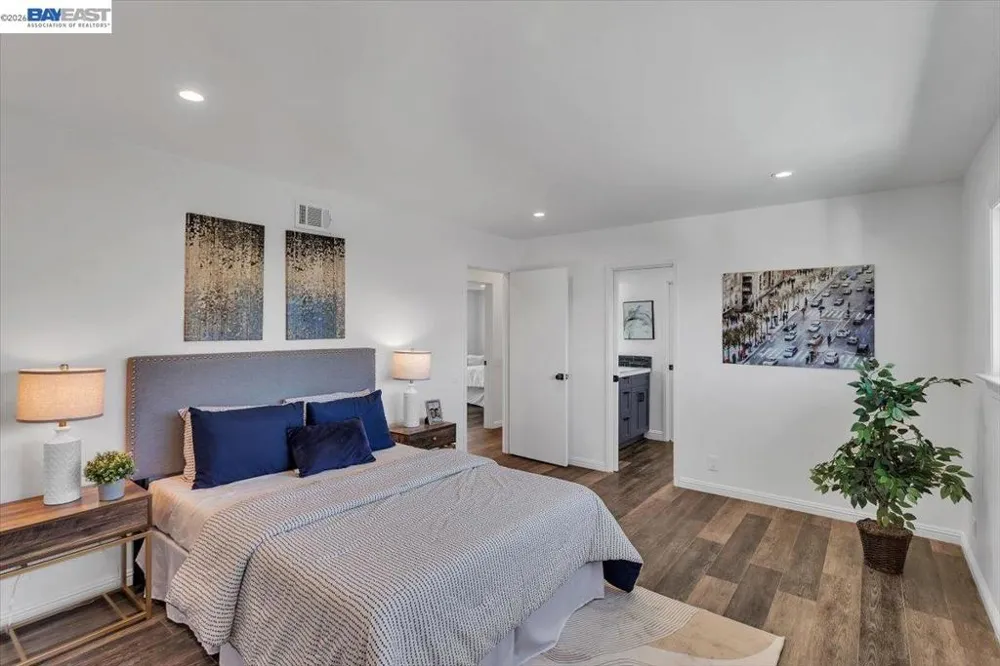 612 Fortress Isle Alameda, CA 94501