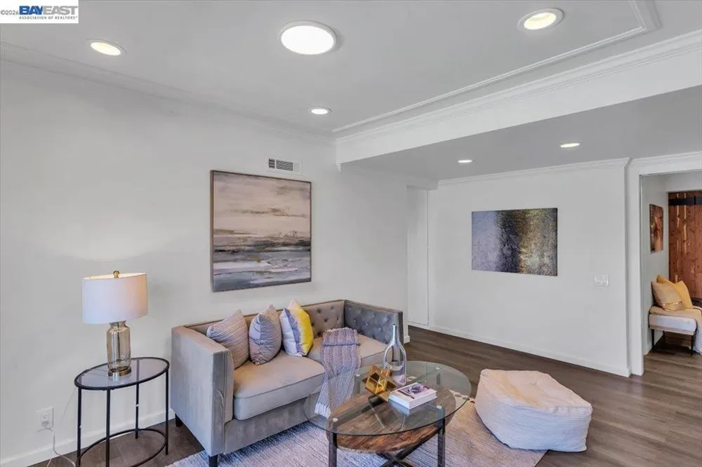 612 Fortress Isle Alameda, CA 94501