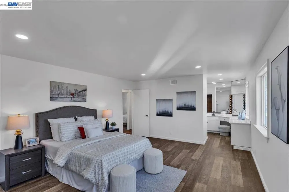 612 Fortress Isle Alameda, CA 94501