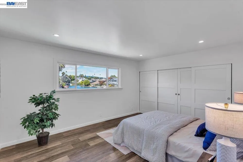 612 Fortress Isle Alameda, CA 94501