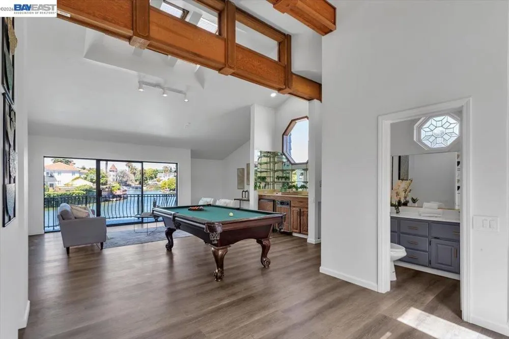 612 Fortress Isle Alameda, CA 94501