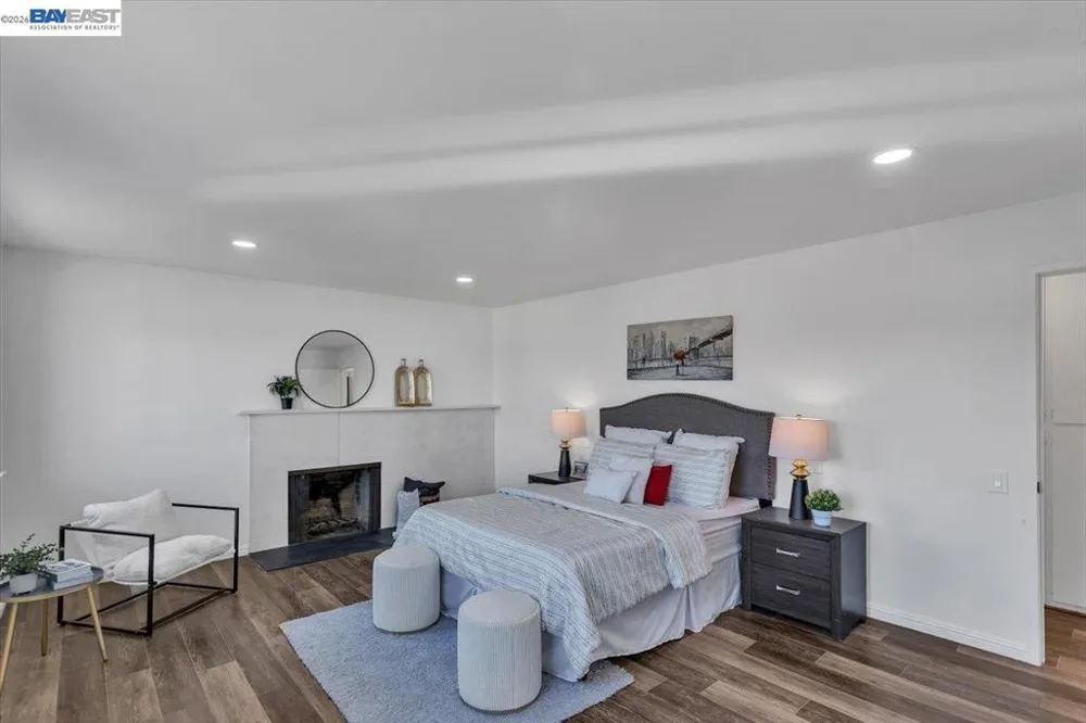 612 Fortress Isle Alameda, CA 94501