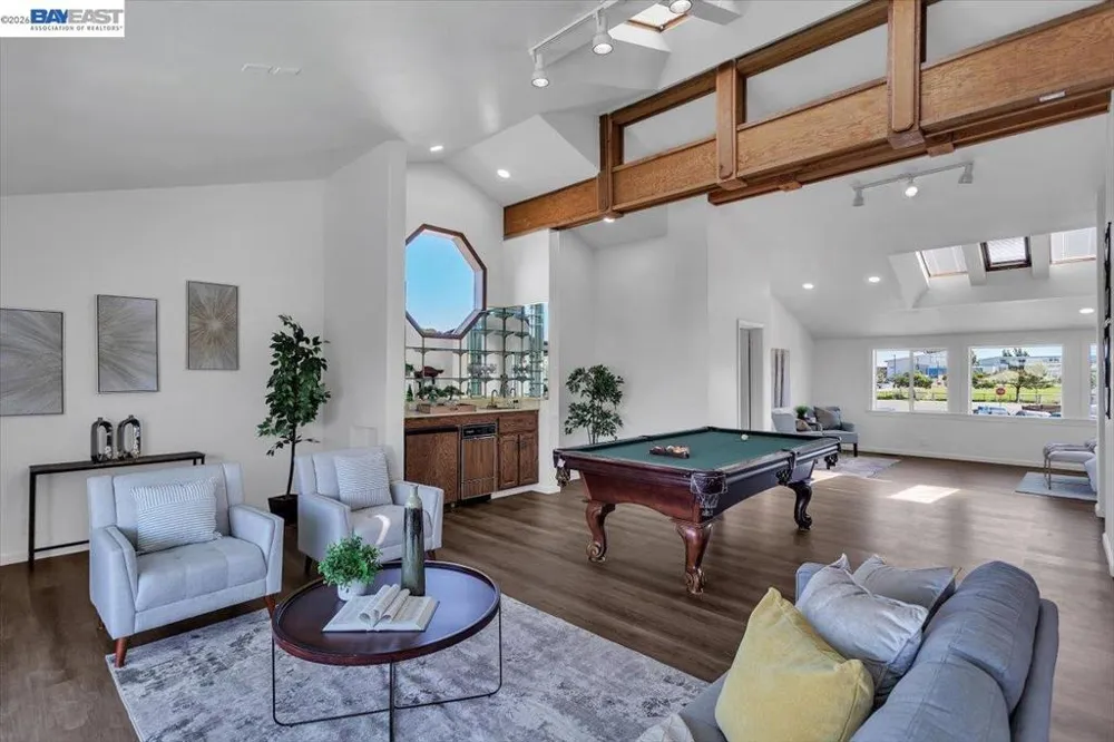 612 Fortress Isle Alameda, CA 94501