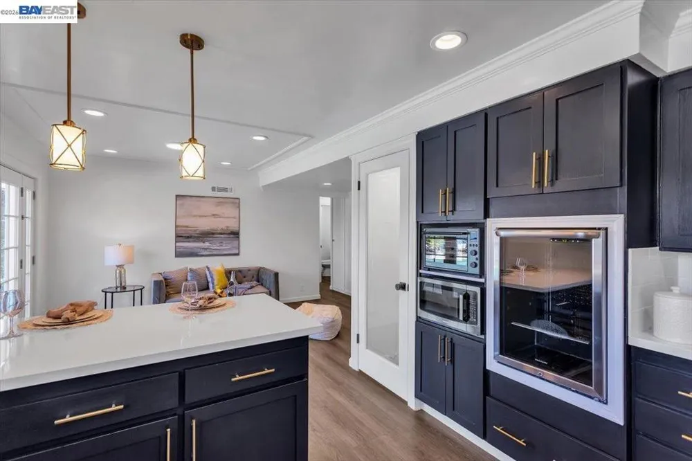 612 Fortress Isle Alameda, CA 94501