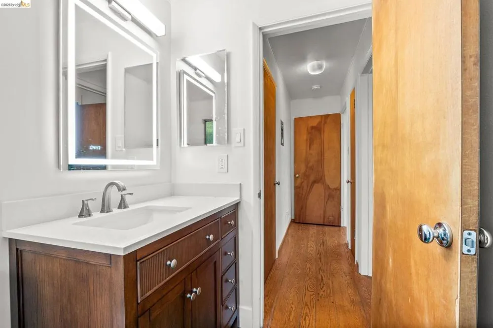 1730 Highland Pl #1 Berkeley, CA 94709