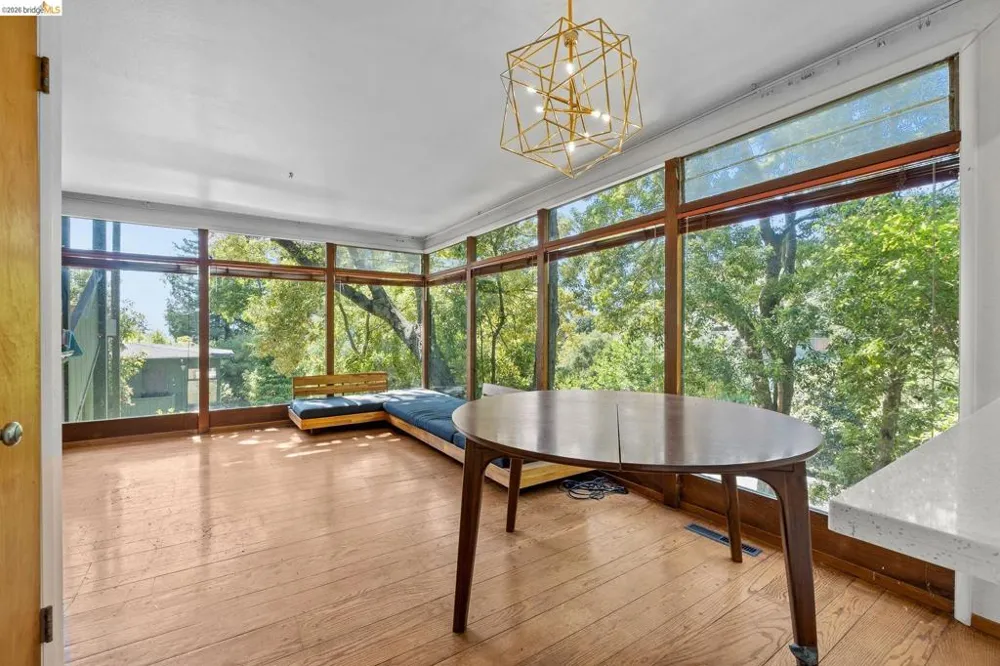 1730 Highland Pl #1 Berkeley, CA 94709