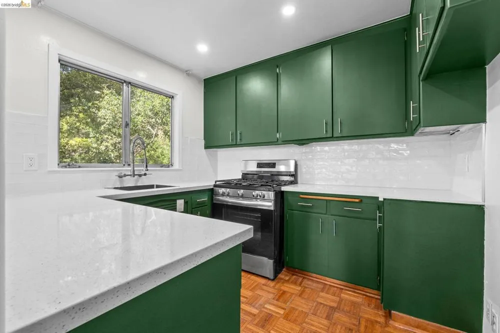 1730 Highland Pl #1 Berkeley, CA 94709