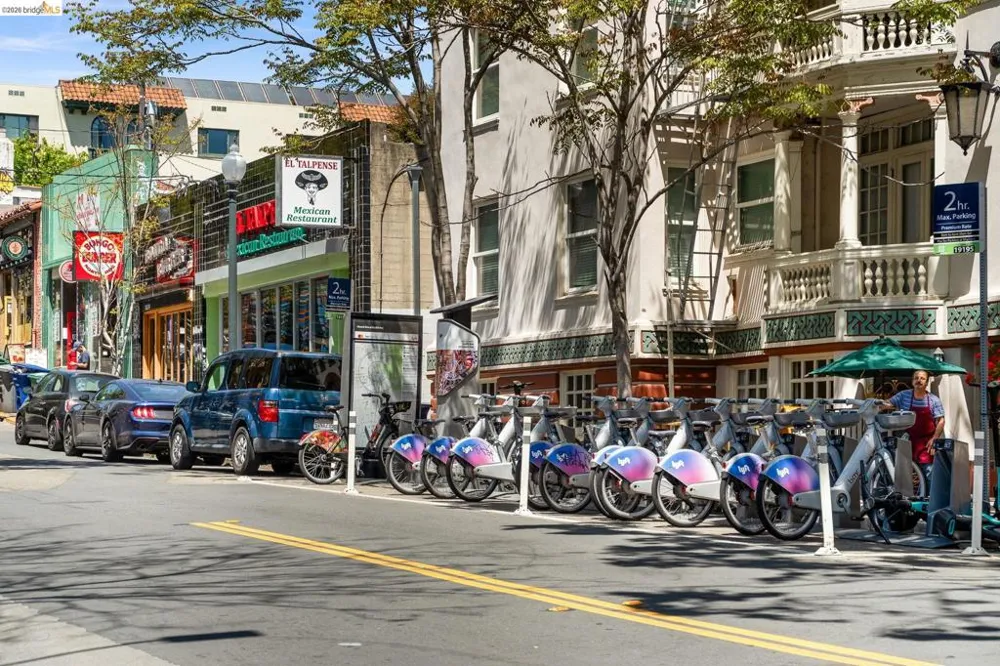1730 Highland Pl #1 Berkeley, CA 94709