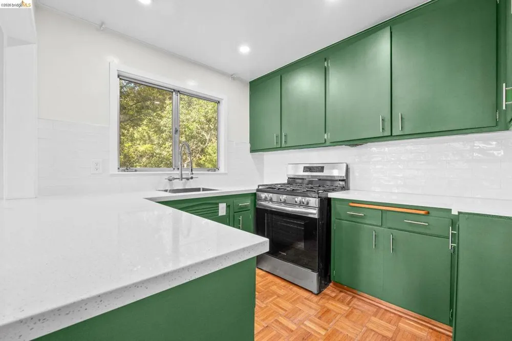 1730 Highland Pl #1 Berkeley, CA 94709