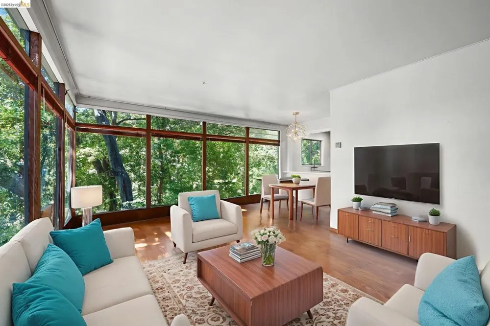 1730 Highland Pl #1 Berkeley, CA 94709