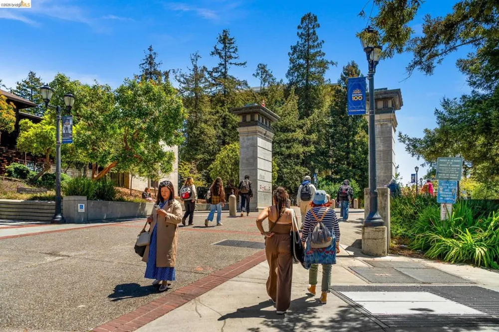 1730 Highland Pl #1 Berkeley, CA 94709