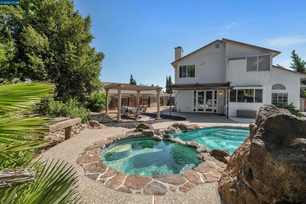 1806 Locke Court Oakley, CA 94561