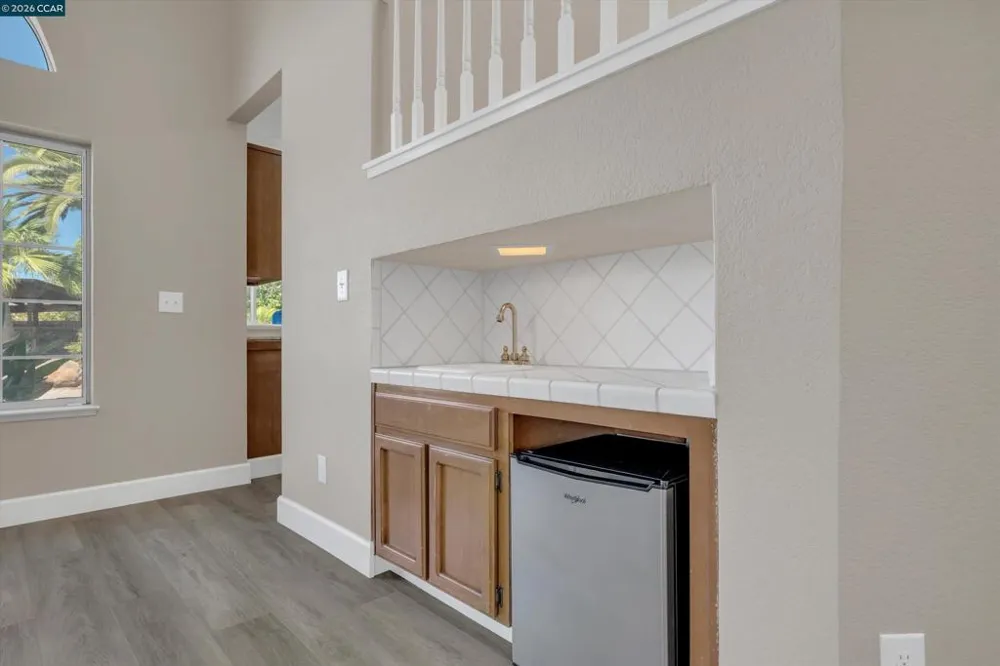 1806 Locke Court Oakley, CA 94561