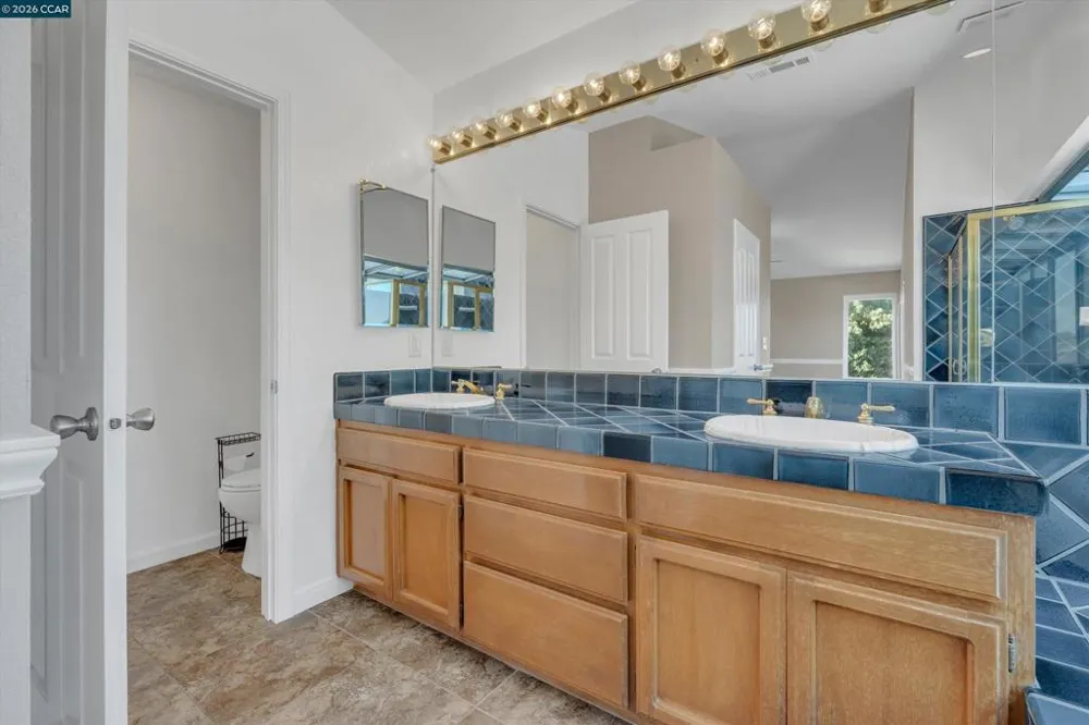 1806 Locke Court Oakley, CA 94561
