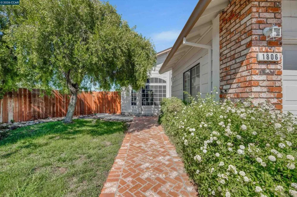 1806 Locke Court Oakley, CA 94561