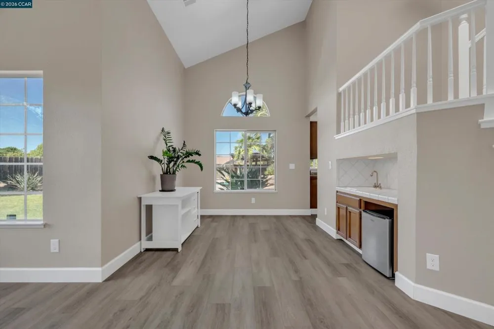 1806 Locke Court Oakley, CA 94561