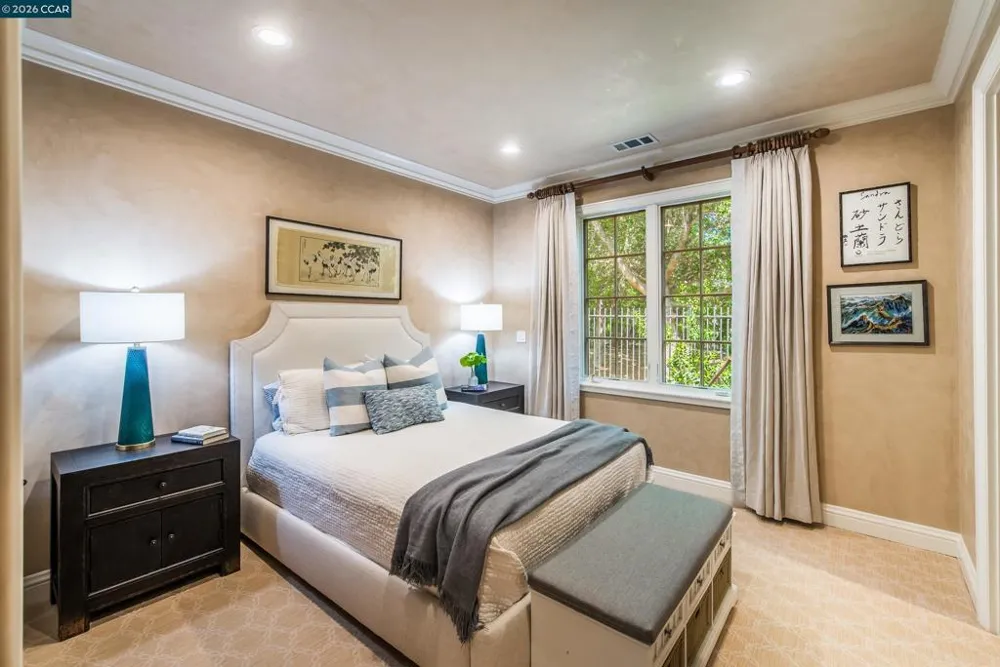 53 Hidden Oaks Dr. Lafayette, CA 94549