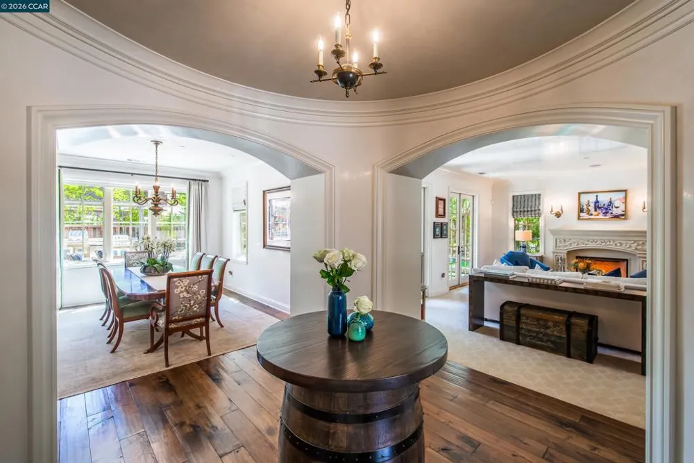 53 Hidden Oaks Dr. Lafayette, CA 94549