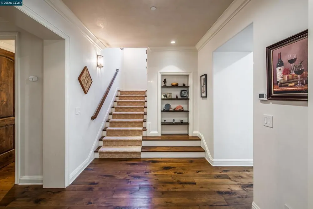 53 Hidden Oaks Dr. Lafayette, CA 94549