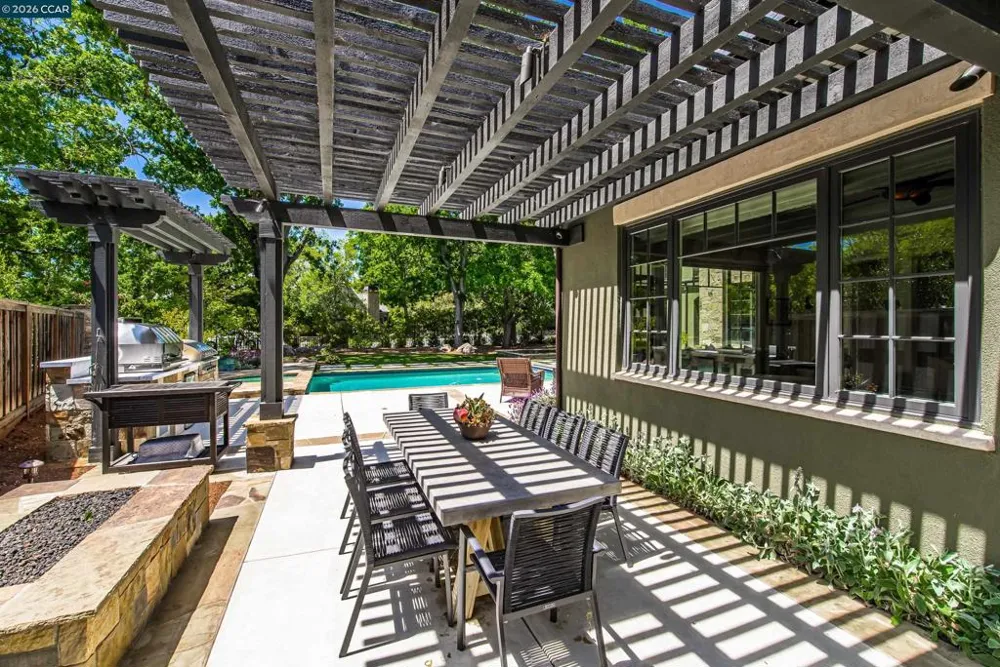 53 Hidden Oaks Dr. Lafayette, CA 94549