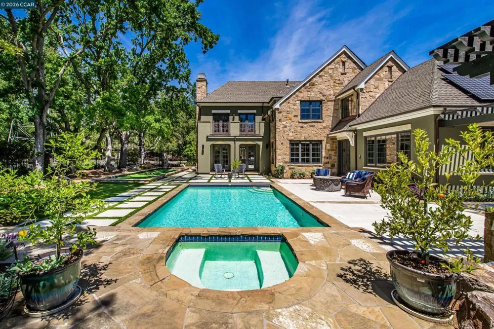 53 Hidden Oaks Dr. Lafayette, CA 94549