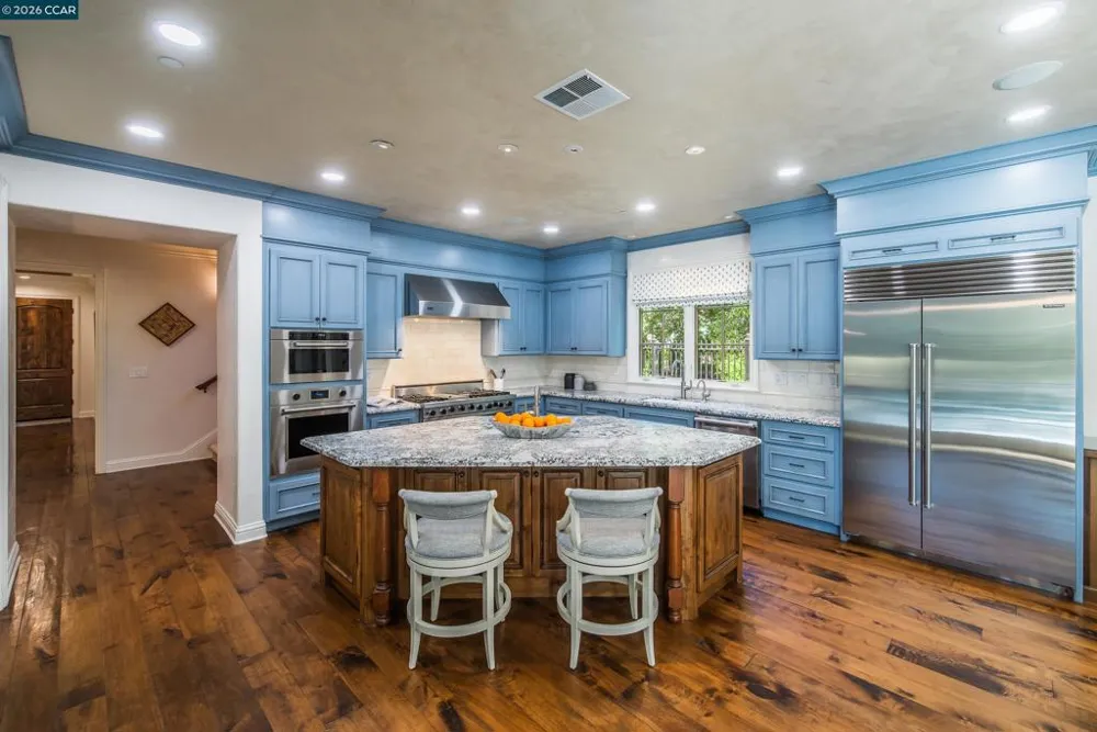 53 Hidden Oaks Dr. Lafayette, CA 94549
