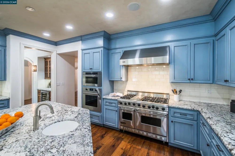 53 Hidden Oaks Dr. Lafayette, CA 94549