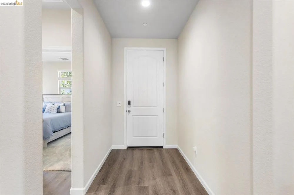 4352 Vanguard DR Modesto, CA 95356
