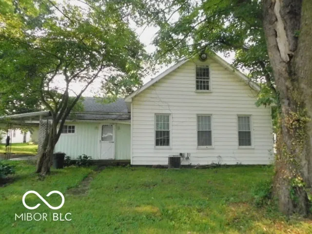 323 Desart Street Brazil, IN 47834